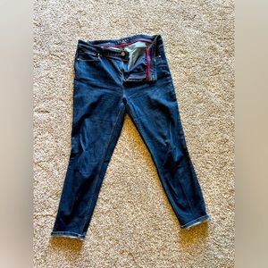 WHBM size 14 ankle dark denim jean